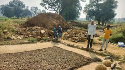 In parched Bundelkhand, chasing elusive diamonds and sustenance