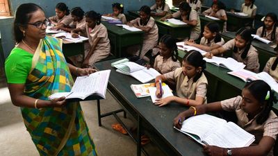 Despite government order, several schools in Tamil Nadu prevent teachers from wearing Salwar Kameez