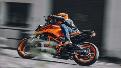 2024 KTM 390 And 250 Dukes Set To Land In The US Soon