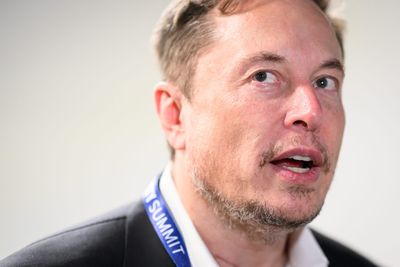 Elon Musk just agreed with an explicitly antisemitic post on X amid a huge rise in hate speech on the service