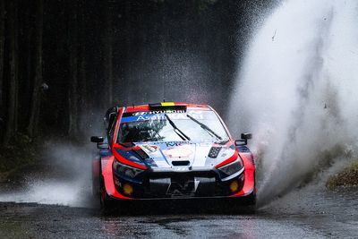 Abiteboul: Neuville “in too much of a rush” to catch WRC Japan leader Evans