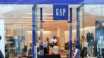 GPS Stock Spikes 30% On Gap Earnings; ROST Stock Breaks Out