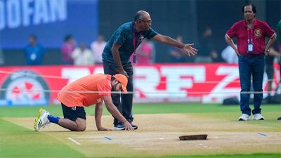 World Cup final: ICC pitch consultant Andy Atkinson back home as BCCI curators monitor preparations