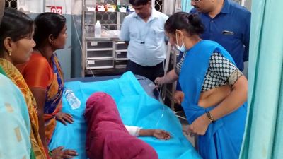 Girl critically injured after slipping into hot sambar vessel at midday meal kitchen in Kalaburagi