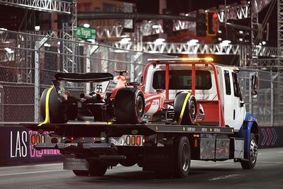 Sainz's seat was damaged in Vegas GP F1 practice incident