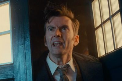 David Tennant returns as Doctor Who and lands Tardis during BBC Children in Need