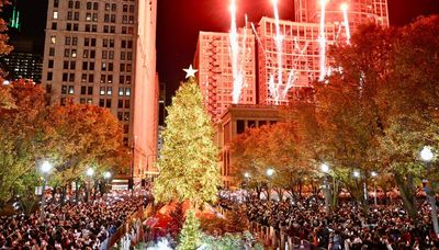 City’s official Christmas tree lights up Millennium Park