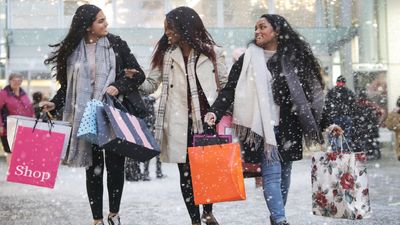 Are You Planning to Splurge? Most Holiday Shoppers Are