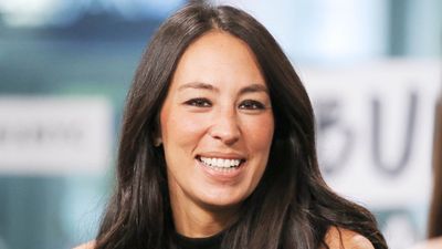 Joanna Gaines holiday decor is ‘rustic and natural’ — according to expert