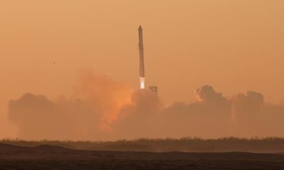SpaceX’s Starship reaches space for first time but explodes moments later