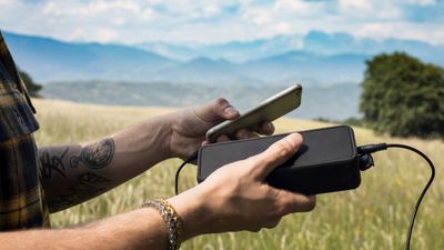 5 phone accessories you need for your next hike or backpacking trip