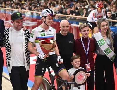 Mark Cavendish makes family visit to Gent Six before training for 2024