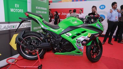 Fast charging super bike developed by Kerala Start-up launched at Huddle summit
