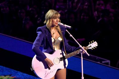Taylor Swift says she has a ‘shattered heart’ after death of fan before Rio show
