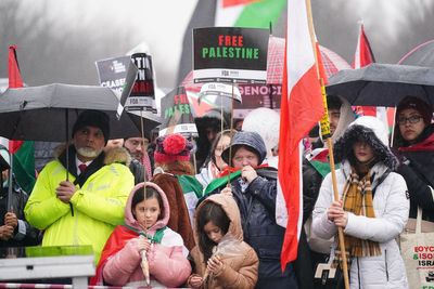 Politicians address Gaza ceasefire rally as thousands march in Glasgow