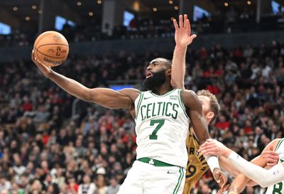 Jaylen Brown leads the Boston Celtics over the Toronto Raptors in an ugly win