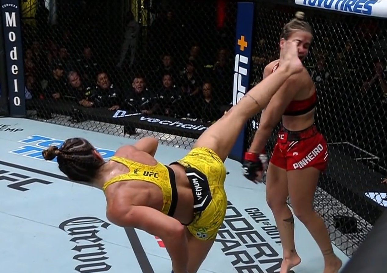 UFC Fight Night 232 video Amanda Ribas storms Luana…