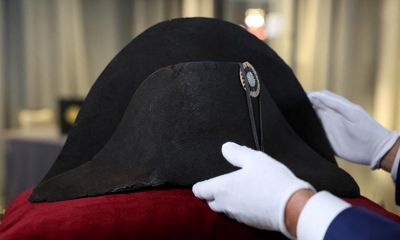 Hat worn by Napoleon fetches record €1.9m at Paris auction