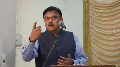 Supreme Court judge Abhay Oka questions Thane's development focus, advocates holistic approach