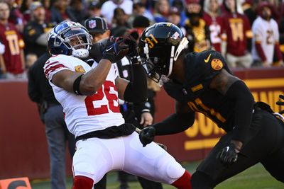 Tommy DeVito to Saquon Barkley gets Giants on scoreboard