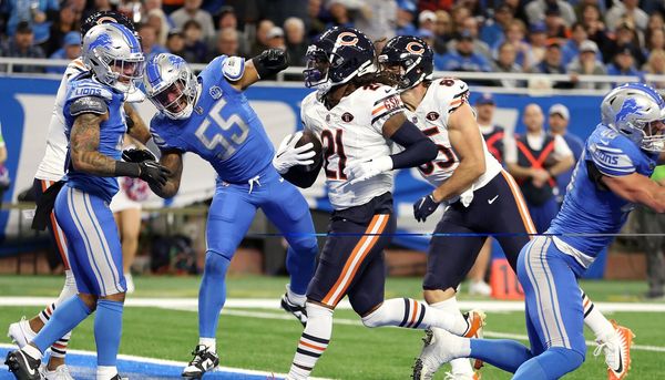 Bears' inactives vs. Lions: LB Tremaine Edmunds to play through