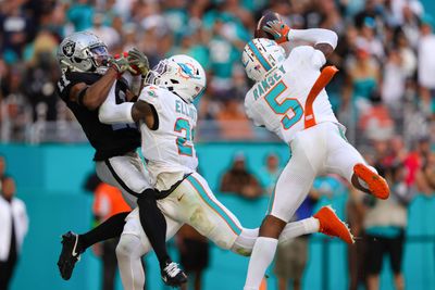 Dolphins WR Tyreek Hill raves about CB Jalen Ramsey