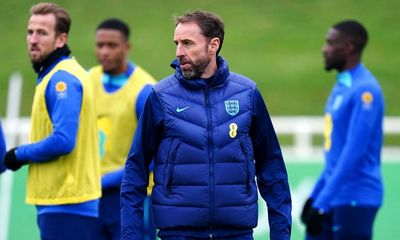 Gareth Southgate tells England to lift their game and claim No 1 spot
