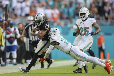 Raiders winners and losers in 20-13 defeat vs. Dolphins