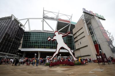 No hot water at FedEx Field meant Giants and Commanders players were unable to shower after game