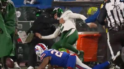 Zach Wilson Took Out Jets Coach Robert Saleh in Painful Sideline Collision Minutes Before Getting Benched