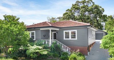 Two-bedder in North Lambton draws 18 bidders and record sale