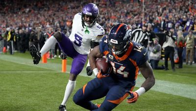 Late touchdown lifts Broncos past Vikings