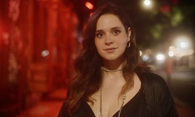 August at Twenty-Two review – Ali Edwards shines in nicely drawn quarter-life crisis