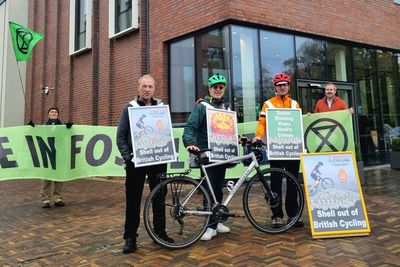 Extinction Rebellion protest Shell deal at British Cycling AGM