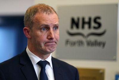 Health Secretary ‘confident’ in his record as Tories threaten no confidence vote