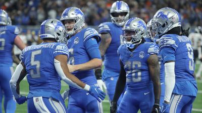 SI:AM | The Lions Roll Into Thanksgiving