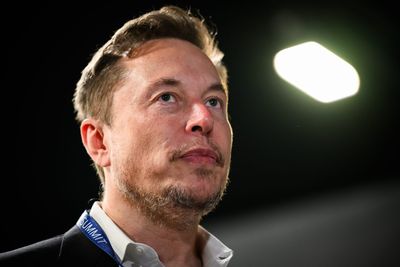 Musk says labeling him antisemitic is ‘bogus’ after tweets led to fresh advertiser exodus from X