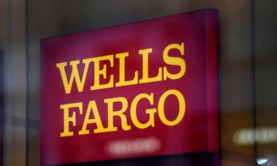 Wells Fargo workers at two US branches of bank launch efforts to unionize