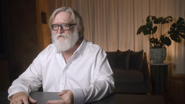 Gabe Newell on making Half-Life's crowbar fun: 'We were just running around  like idiots smacking the wall