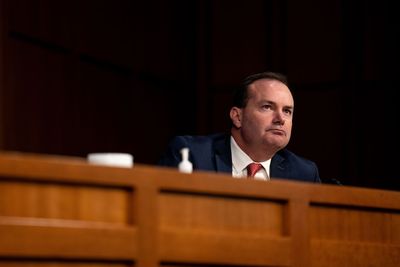 Mike Lee pushes Jan. 6 conspiracy theory