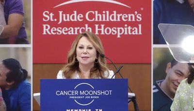Marlo Thomas celebrates Thanks and Giving’s 20th year and raising $1 billion for St. Jude hospital