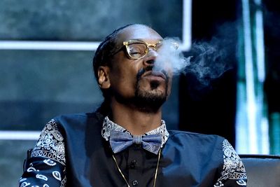 Of course Snoop Dogg isn’t actually giving up smoking