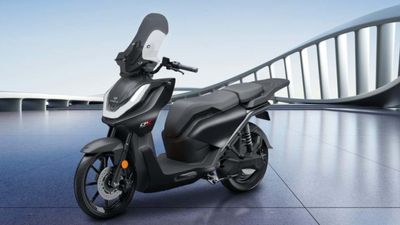 VMoto Enters Adventure Scooter Scene With CPx Explorer