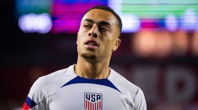 USMNT’s Sergino Dest Sent Off After Receiving Two Yellow Cards in 20 Seconds