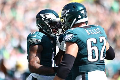NFL fans all had the same joke after Jason Kelce and D’Andre Swift walked in together for Eagles-Chiefs