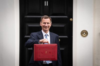 Borrowing data offers boost to Chancellor’s tax cut plans