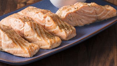 Menu Planner: Perfect poached salmon offers lively taste and fulfilling satisfaction