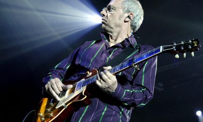 Ex-Dire Straits singer Mark Knopfler to sell guitar collection for charity