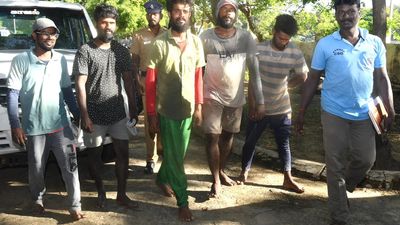Indian Coast Guard detains five Sri Lankan fishermen near Dhanushkodi