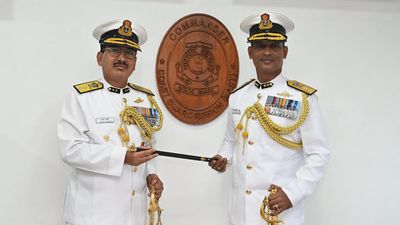 New Eastern Regional Commander of Coast Guard takes charge